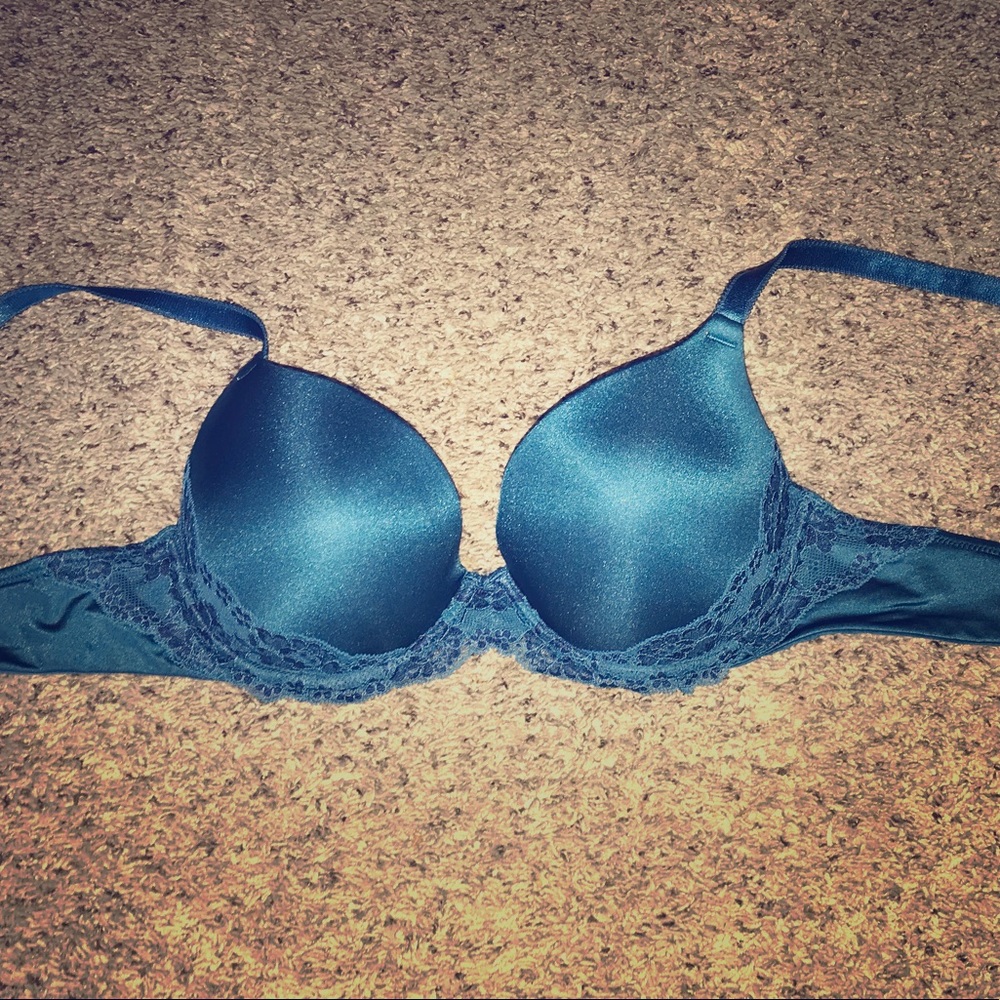 Lily of France push-up bra 34C